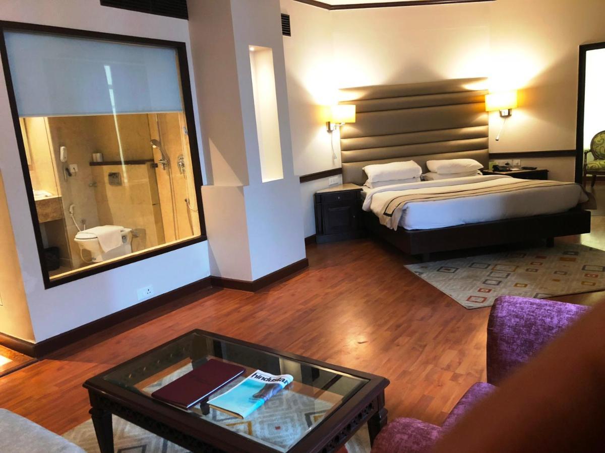 Hotel President Jalandhar Eksteriør billede