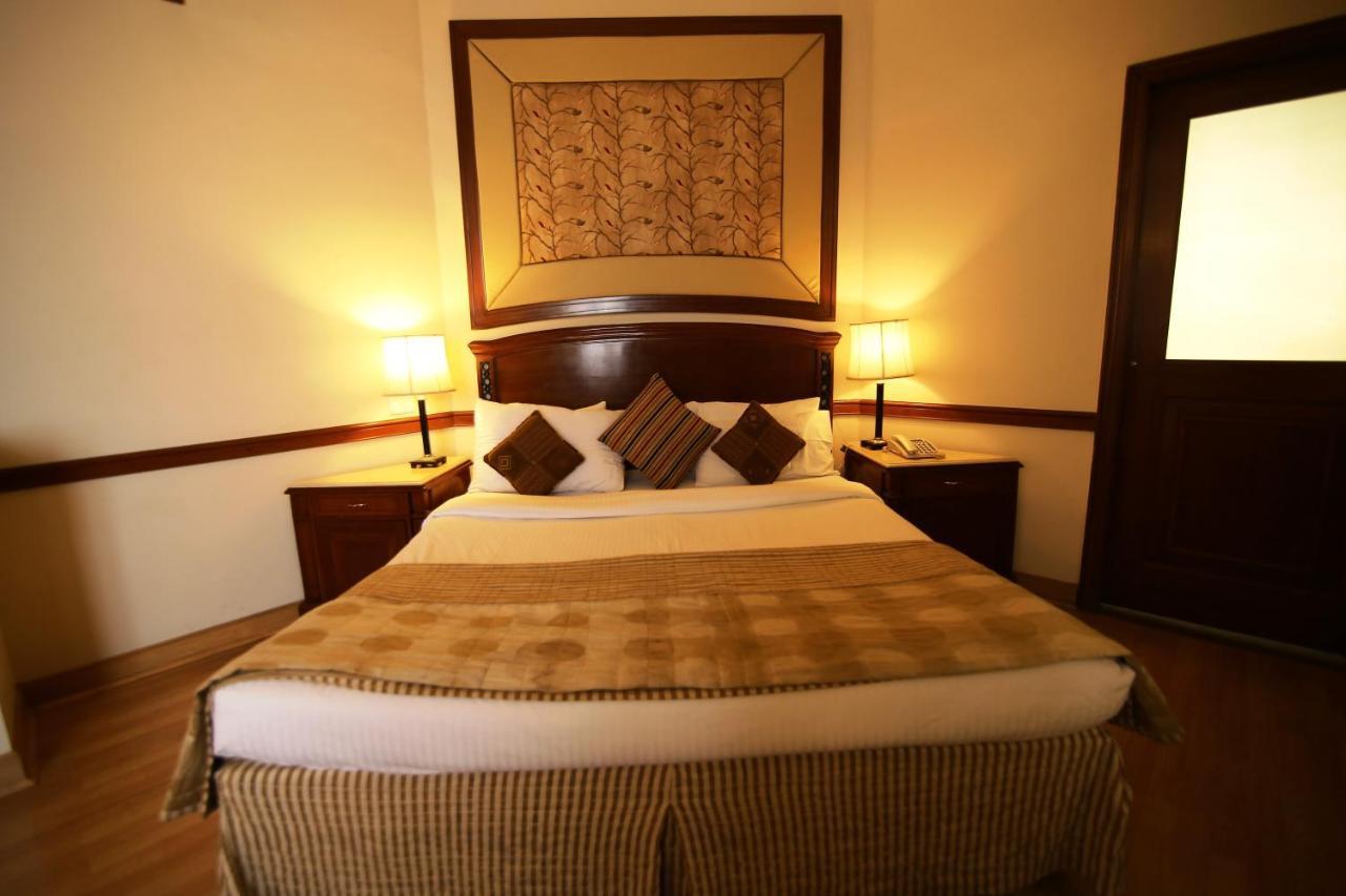 Hotel President Jalandhar Eksteriør billede