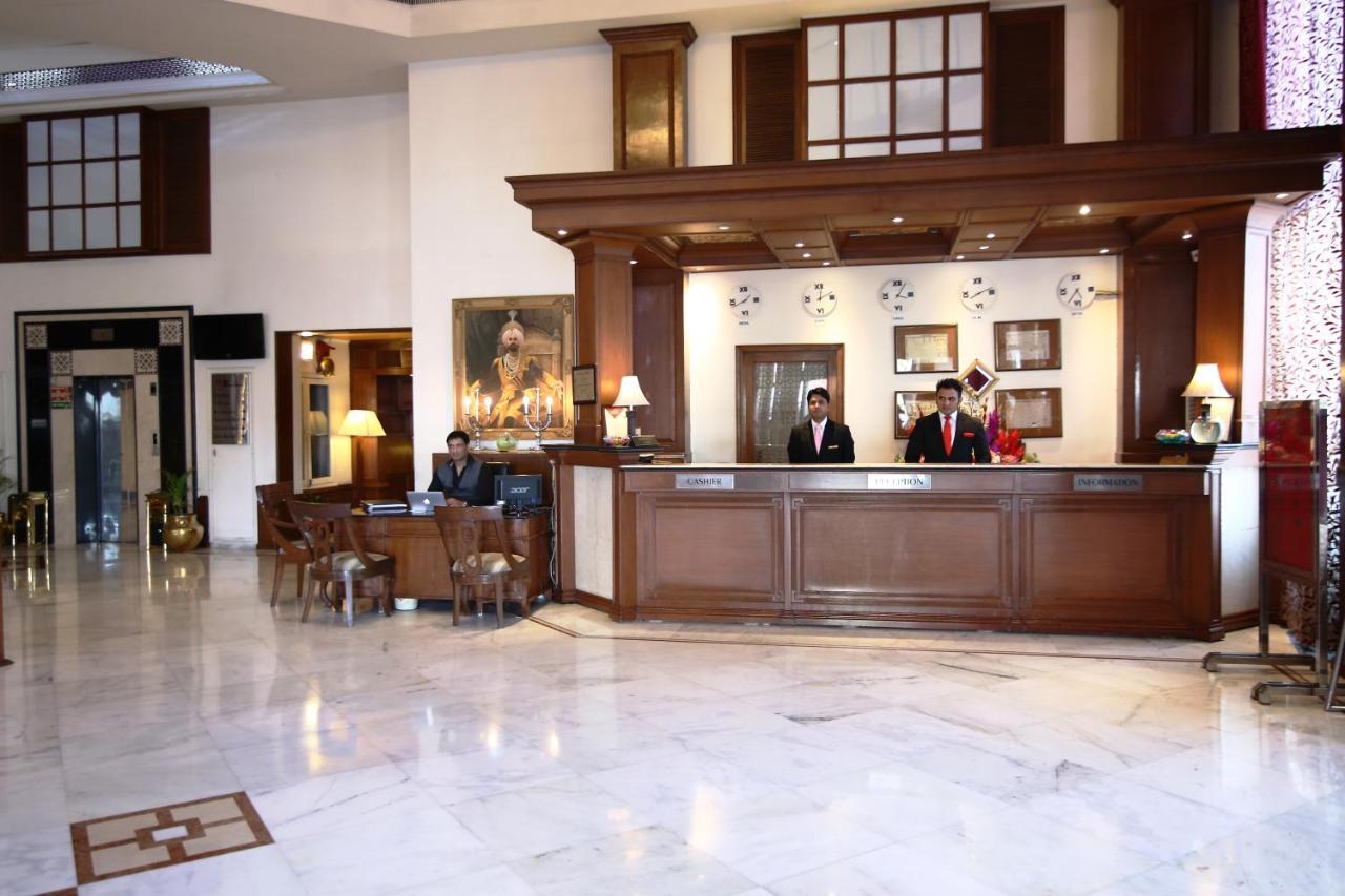 Hotel President Jalandhar Eksteriør billede