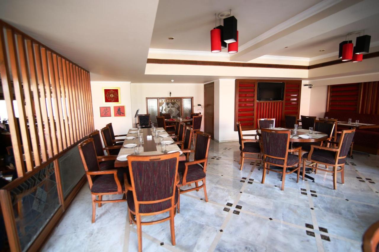 Hotel President Jalandhar Eksteriør billede