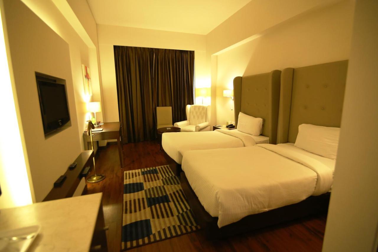 Hotel President Jalandhar Eksteriør billede